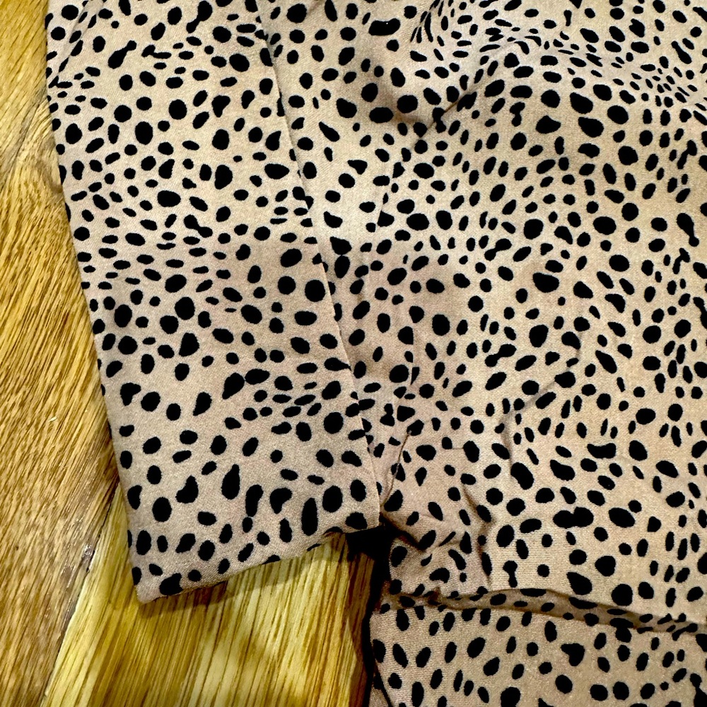 Small. Tunic - Picture 2 of 11